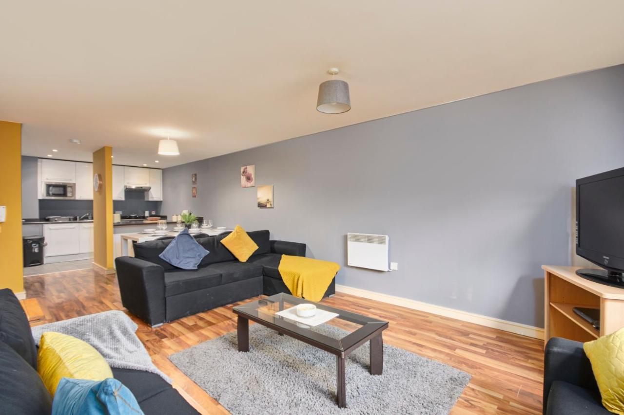 Stylish Manchester Gem - Sleeps 10! Zewnętrze zdjęcie