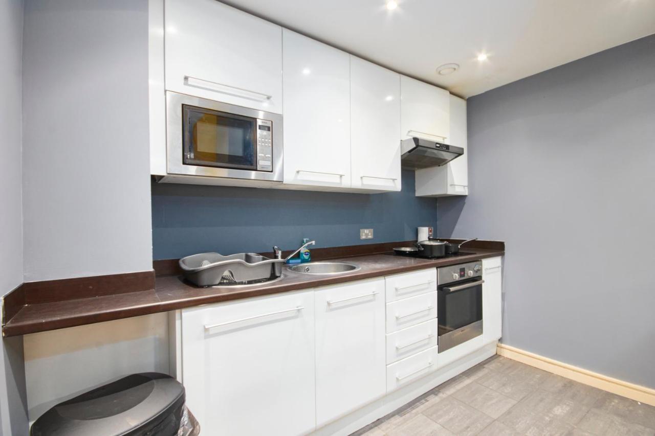 Stylish Manchester Gem - Sleeps 10! Zewnętrze zdjęcie
